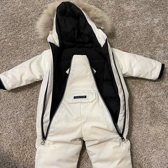 Canada Goose Other - Canada goose infant lamb snowsuit